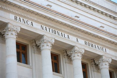 Check spelling or type a new query. Curs valutar 8 aprilie 2020, Euro crește masiv la BNR ...