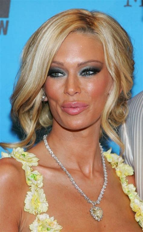 Jenna Jameson Wearing Silver Pendent Super Wags Hottest Wives And Hot