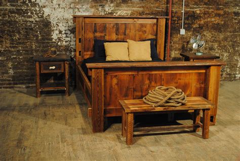 Reclaimed Barnwood Bed 127500 Via Etsy With Images Reclaimed