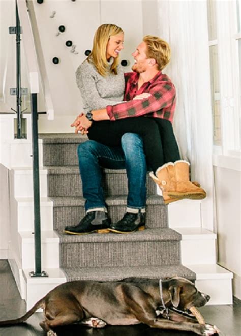 Jun 17, 2021 · colorado avalanche's gabriel landeskog (92) handles the puck as st. Gabriel Landeskog Bio - married, wife, salary, net worth ...