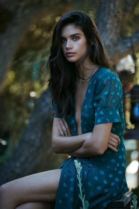 Pin By Olivia Barker On Photo Shoot Sara Sampaio Fashion Beautiful