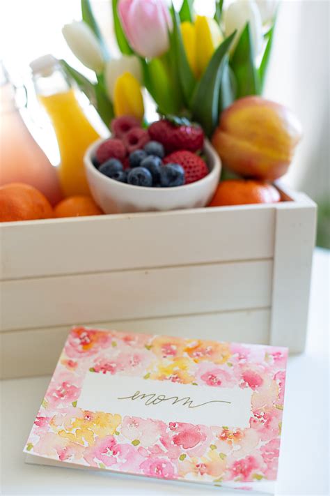Mother's day quarantine gift basket. Mimosa Gift Basket for Mother's Day