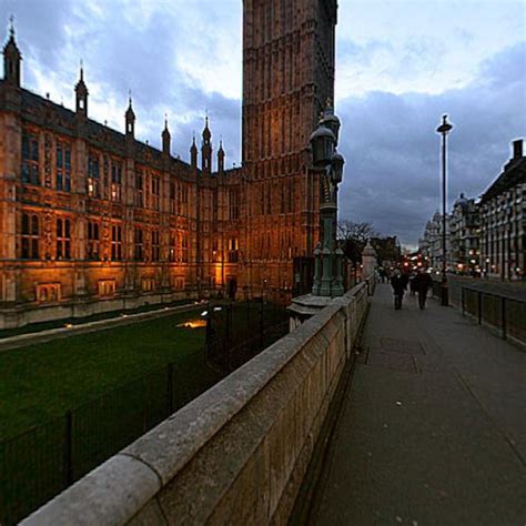 Big ben is the nickname for the great bell of the striking clock at the north end of the palace of westminster; Big Ben | London sehenswürdigkeiten, Sehenswürdigkeiten ...