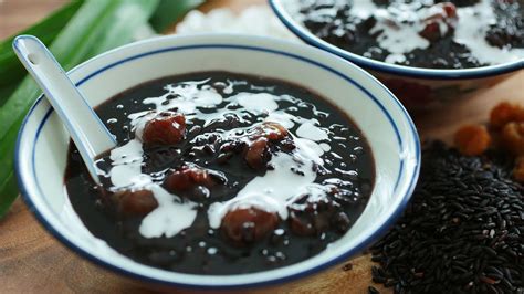 Jom cuba resipi live #jommasakngankakzaidah ‍. Dessert Melayu: Bubur Pulut Hitam - Sinaran Wanita