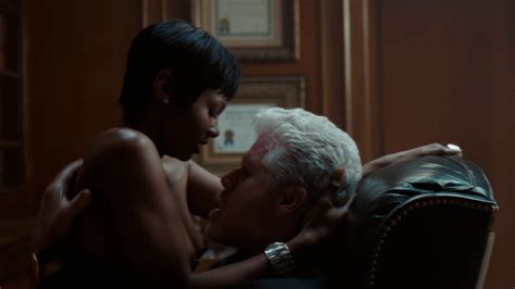 Emayatzy Corinealdi Nude Sex In The Chair With Ron Perlman Free