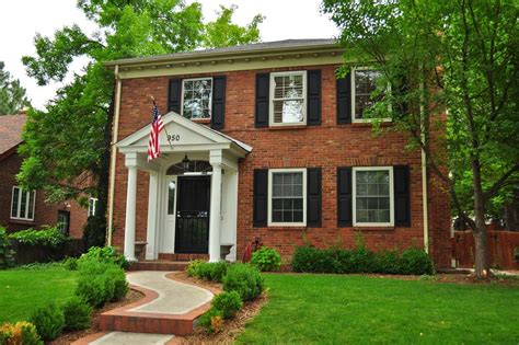 Small front porches can be just as impactful as large front porches when it comes to stepping up curb appeal game. Simple triangle pediment | Colonial house exteriors, House ...
