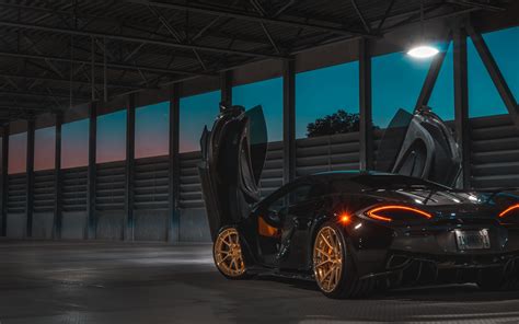 3840x2400 Black Mclaren In The Night 5k 4k Hd 4k Wallpapers Images Backgrounds Photos And Pictures