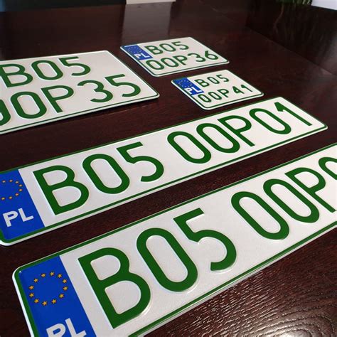 Nowe zielone tablice rejestracyjne dla salonów samochodowych Podlaskie24