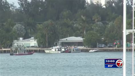 6 Hospitalized After Boat Crashes Into Dock Near Miami Beach Wsvn 7news Miami News Weather