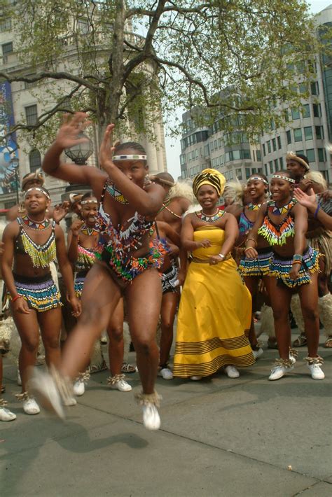 Dscf3146 Umoja Zulu South Africa Dance Ladies At Trafalgar Square