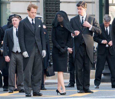 Jackie and Robert Kennedy in the funeral procession | Flickr