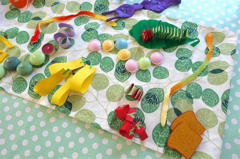 Auch unsere kinder lieben die geschichte von der kleinen raupe. Raupe Nimmersatt Party - Deko, Kuchen & tolle Tipps ...