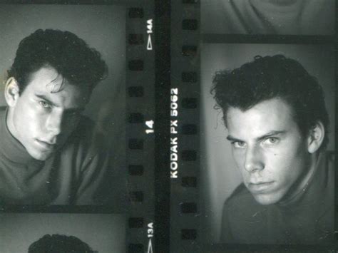Jan 27, 2017 · lyle menendez discusses his controversial claims his father sexually abused him and his brother, erik Erik Menendez's Friends Tell Story Behind His Racy Photos ...