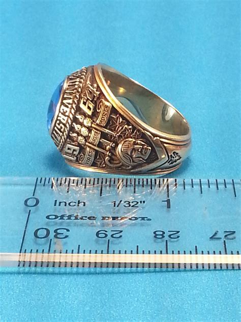 Florida State University 1964 Class Ring In 10k W Blue Syntetic Stone