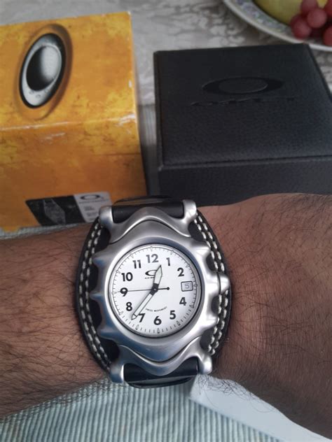 Reloj Oakley Saddleback Bs 64900000 En Mercado Libre