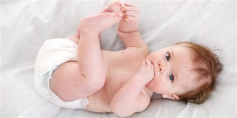 Ruam amoxicillin pada bayi biasanya berhenti muncul setelah si kecil berhenti minum obat yang mengandung antibiotik. Amazing!! Ternyata Minyak Zaitun Bisa Atasi Ruam Pada Bayi ...