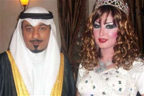 زارا البلوشي، أعلنت منذ مدة شفاءها من الإصابة بفيروس كورونا، وكتبت عبر حسابها: بالصور.. المزواج الكويتي يقترن بـ30 فنانة ويهزم رشدي أباظة ...