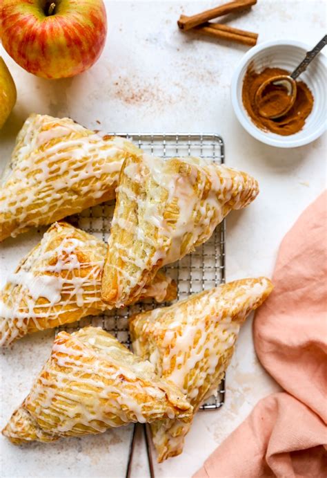 Apple Turnovers Make For An Easy Delicious Breakfast Or Dessert Recipe Apple Turnovers