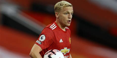 Donny van de beek mobile wallpaper 2020. Donny van de Beek Flop di Manchester United? Tidak Secepat ...