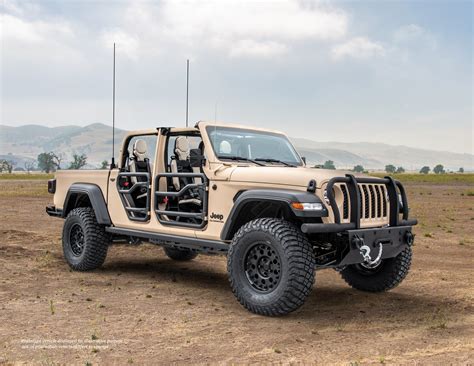 AM General And Jeep Partner Up For Gladiator XMT Light Tactical Concept Truck