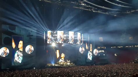 Requests are open, so if you have an edit/song in mind let me know! Ed Sheeran and Robbie Williams - Angels @ Amsterdam Arena ...