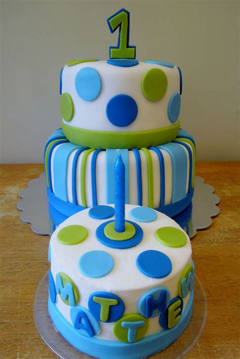 Choosing the right first birthday cake that is at least almost as sweet and adorable as the baby himself. Stripes & Dots Boys 1st Birthday … | 1st boy birthday ...