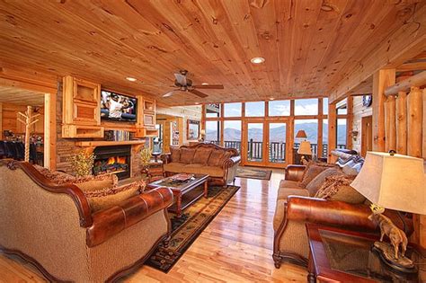 Enjoy privacy and mountain views while relaxing on your vacation in one of our secluded gatlinburg cabins located in a private 68 acre resort setting. Living room to our luxury cabin. - Yelp
