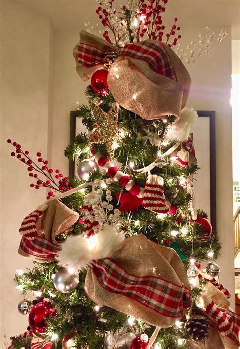 Burlap Red And White Christmas Tree 2016 Ideas Para Arboles De