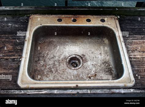 A Dirty Sink Stock Photo Alamy