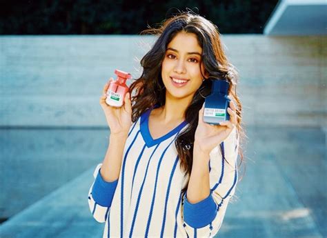 Pin By Jashandeep On Janhvi Kapoor In 2020 Beauty Awards Hottest