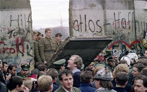 Caduta Del Muro Di Berlino Il Riassunto Della Storia
