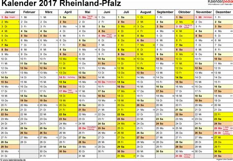 Der „schönherr kalender bietet jahresübersichten in fünf zum gestalten eines eigenen „fotokalenders bietet. Kalenderpedia 2021 Bayern Mit Ferien / Ferienubersicht ...