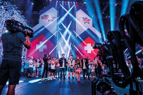 If anyone is interest in watching this japanese tv show here is a video of how it. Ninja Warrior Switzerland - Habegger Switzerland