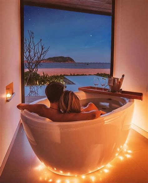 Perfect Spot For A Late Night Tub Paigunna Romantic Bath Romantic Couples Romantic