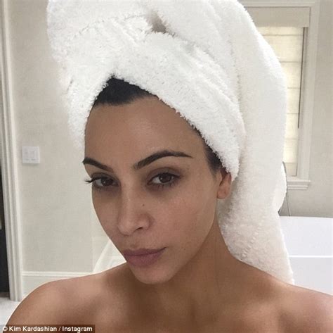 Kim Kardashian In Nothing But A Towel For Bathroom Selfie Daily Mail