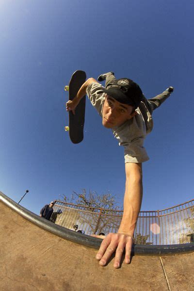 Skate Handplant Poses Para Fotografía Poses Escorso