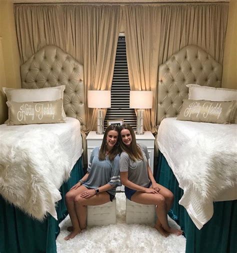 15 unique ways ole miss girls are decorating their dorm rooms ole miss dorm rooms unique dorm