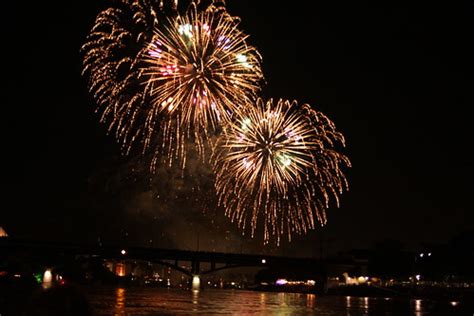 August findet im sommer 2020 nicht statt. marco`s Blog: 1.August Feuerwerk in Basel