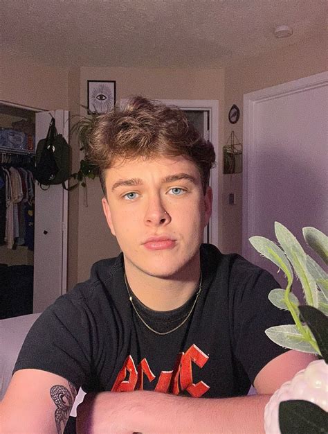 𝐛𝐨𝐲𝐬𝐰𝐞𝐛 🏳️‍🌈⃤ On Twitter Rt Jakedowns19 Rt If Youd Bend Over And Take Me Balls Deep 😏