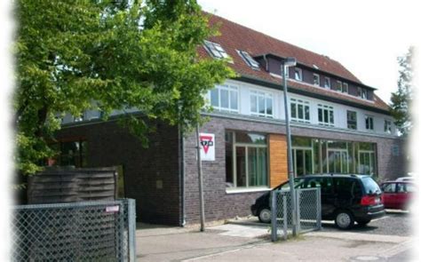Das anne frank haus ist oftmals monate vorher ausverkauft. CVJM-Freizeit- und Jugendbildungsstätte Anne-Frank-Haus ...
