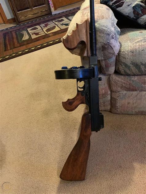 M1928 Thompson Submachine Gun Gangster Tommy Gun Non Firing