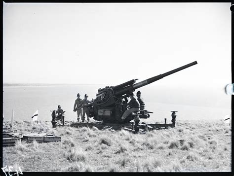 Film Negative Anti Aircraft Gun And Gun Crew At Godley Head