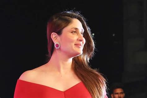 Woohoo Kareena Kapoor Khan To Pay Tribute To All The Four Khans At Zee Cine Awards Bollywood
