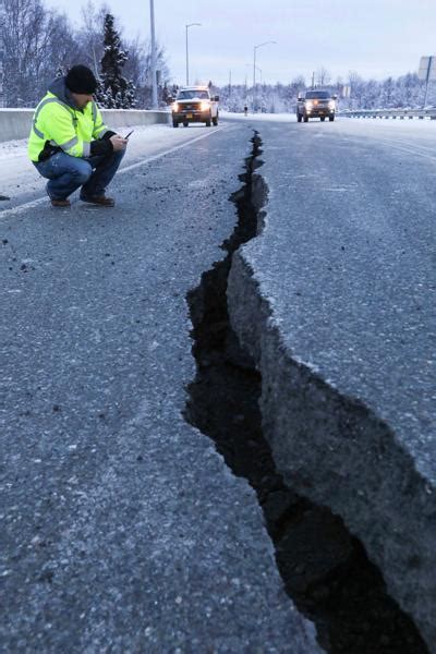 Alaska earthquake center has 15,373 members. Alaska hit by dozens of small earthquakes as recovery ...
