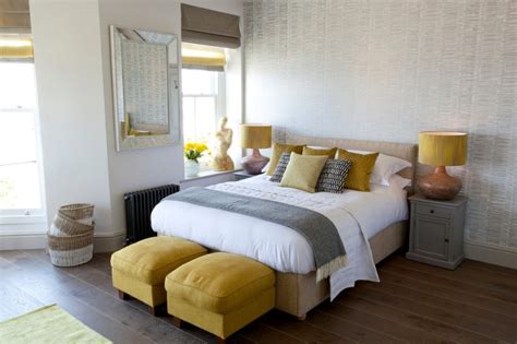 We tend to love the same colors. Get Premium Style with Playful Yellow Mustard Bedroom ...