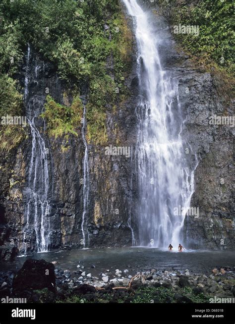 Französisch Polynesien Tahiti Vaima Hutu Wasserfall Einer Der Drei