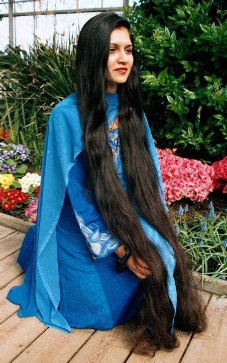 Long hair tips in hindi: Longest Hair Women- 30 Girls with Longest Hairs In the World