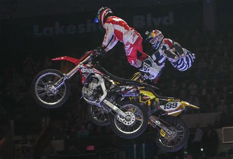 6 years later i watched that exact same show recycled. NITRO CIRCUS - Photo Gallery - Air Canada Centre, Toronto ...