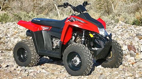 One more pro for the 400 is that it is priced four or five hundred less than the 500. polaris scrambler 500 - YouTube