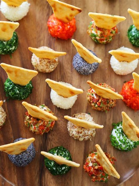 Fingerfood schnell -partyhäppchen-käsebällchen-kräcker-garnieren